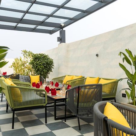 Golden Tulip Jalandhar Hotel Exterior photo